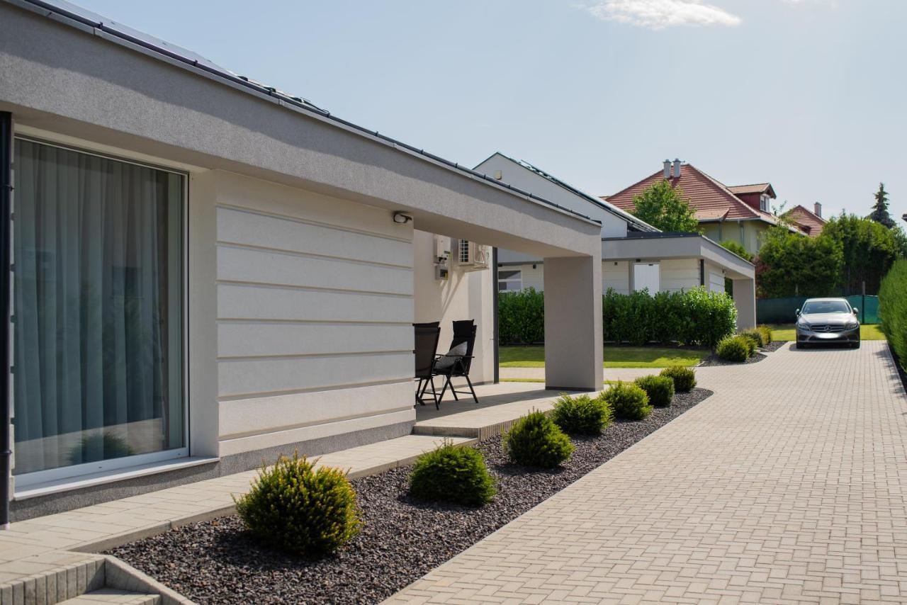 Twins Apartman Hévíz Heviz Exterior foto