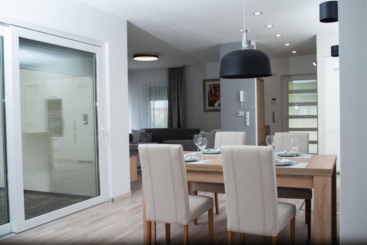Twins Apartman Hévíz Heviz Exterior foto