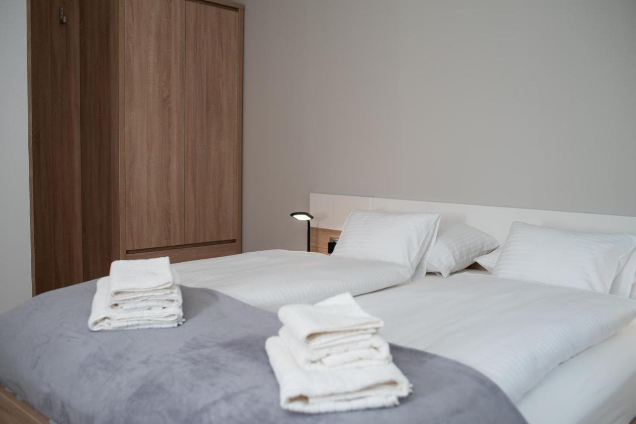 Twins Apartman Hévíz Heviz Exterior foto