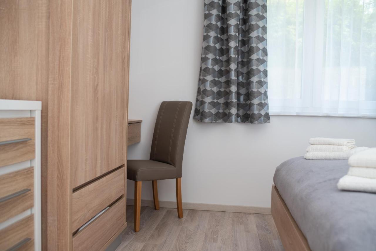 Twins Apartman Hévíz Heviz Exterior foto