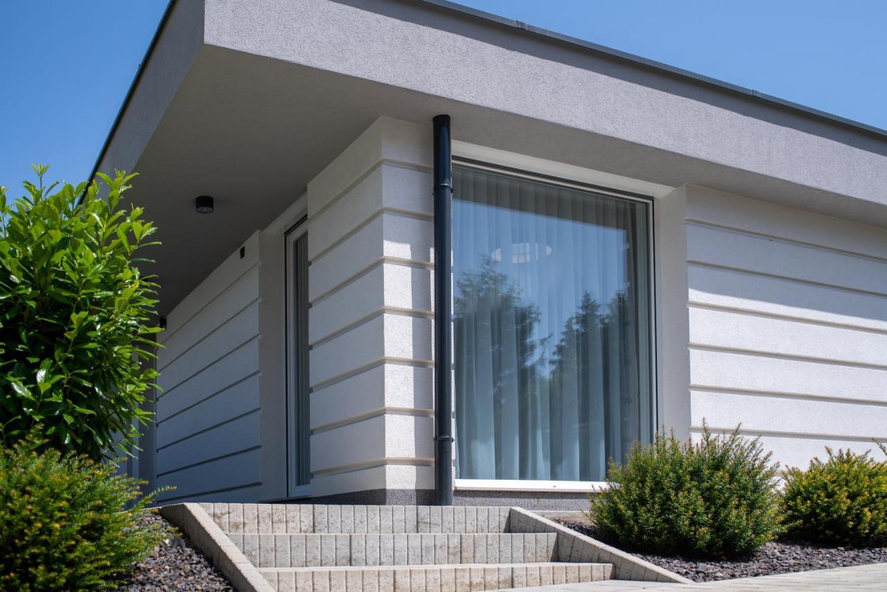 Twins Apartman Hévíz Heviz Exterior foto