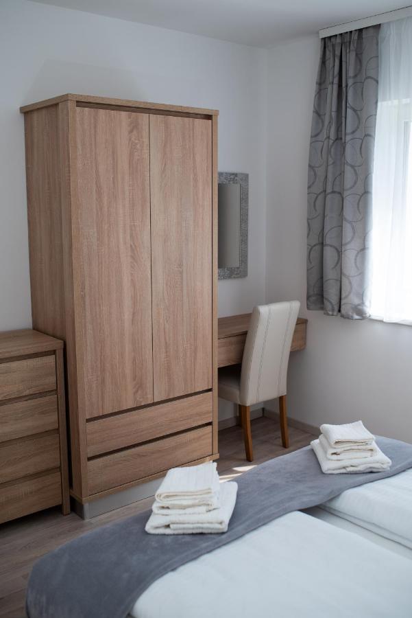 Twins Apartman Hévíz Heviz Exterior foto