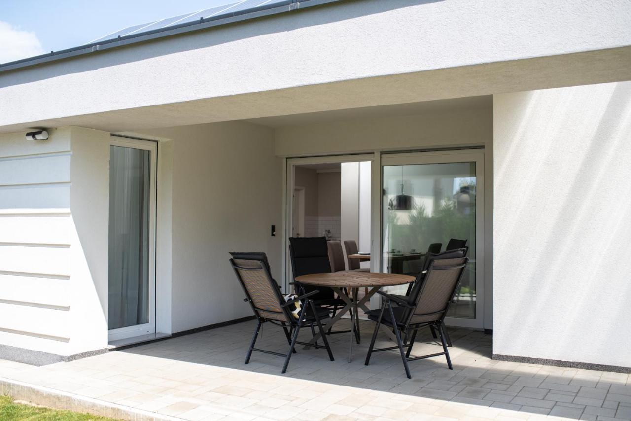 Twins Apartman Hévíz Heviz Exterior foto