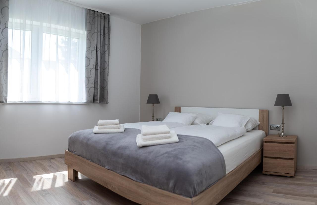 Twins Apartman Hévíz Heviz Exterior foto